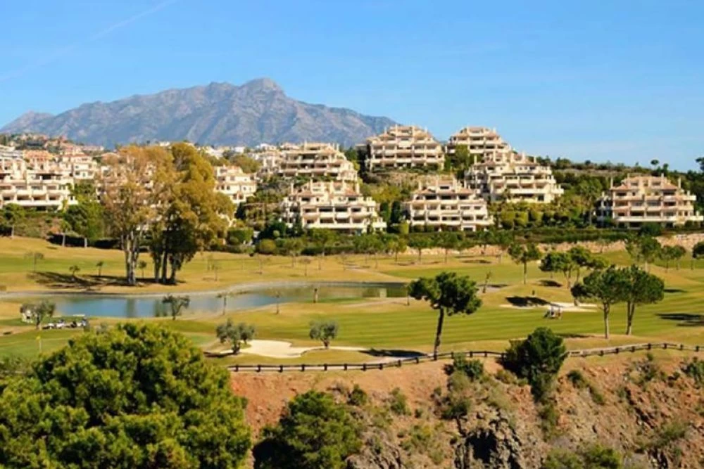 4 bed Property For Sale in Costa Del Sol, Spain,  photo