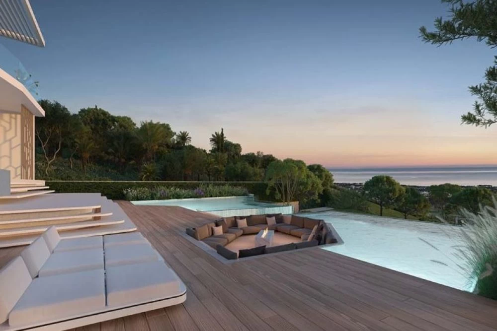 5 bed Property For Sale in Costa Del Sol, Spain,  photo